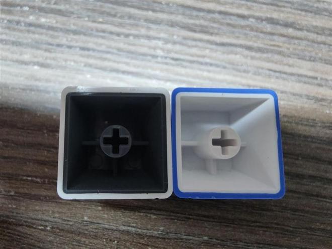 -75评测:7层填充造就的无线客制化新标杆J9国际集团三模客制化 雷柏V700DIY(图16) -75评测:7层填充造就的无线客制化新标杆J9国际集团三模客制化 雷柏V700DIY(图16)